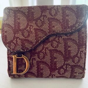 ♦️♦️Dior Saddle Oblique Trotter  in Bordeaux leather interior Dior charm